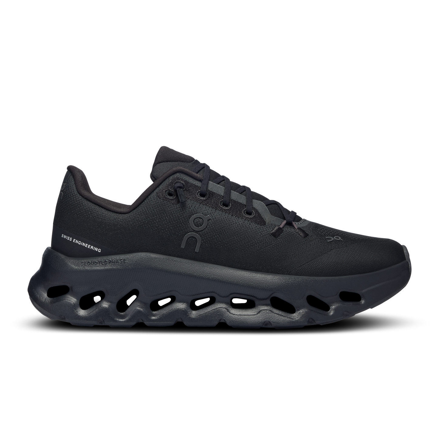 Cloudtilt Black | Ivory